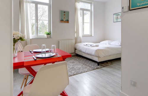 Saint-Maurice Pellevoisin Apartamento | Nice quiet studio in Lille-Europe - Welkeys