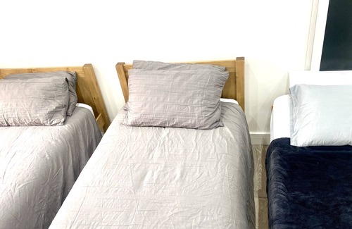 Luton Apartamento | Nice And Cosy Large Studio Near to London Luton Airport (Pet Friendly)