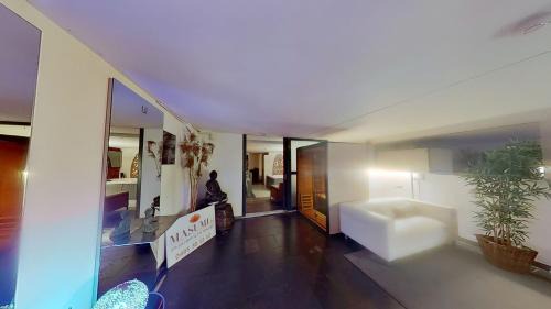 Statiekwartier Apartamento | nice and cosy place with jacuzzi and sauna to relax in the centre of antwerp