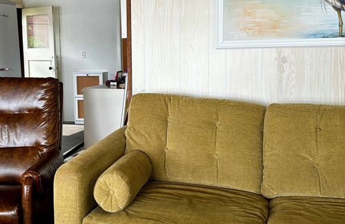 Bottineau Cabina | Nice and cozy 3-bedroom cabin on Lake Metigoshe - weekly discount