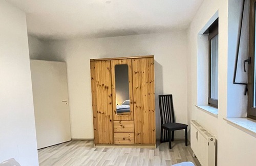 Adenau Apartamento | Hermoso apartamento para 5 personas con WIFI, TV, mascotas permitida y aparcamiento