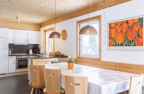 Annaberg-Lungoetz Casa | Bonito apartamento en villa con piscina, WIFI, TV, terraza, mascotas permitida y aparcamiento