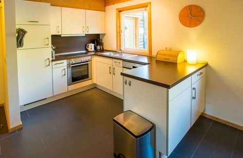 Annaberg-Lungoetz Casa | Bonito apartamento en villa con piscina, WIFI, TV, terraza, mascotas permitida y aparcamiento