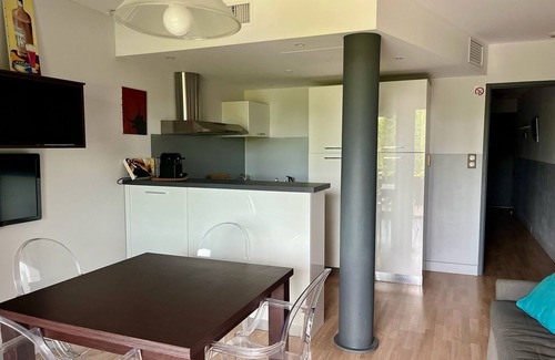 St.-Remy-de-Provence Apartamento | Nice Apartment with Terrace in Saint-Remy-de-Provence
