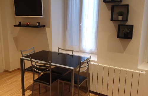 Cormeilles-en-Parisis Apartamento | Bonito apartamento, cerca de París, en el centro histórico de Cormeilles.