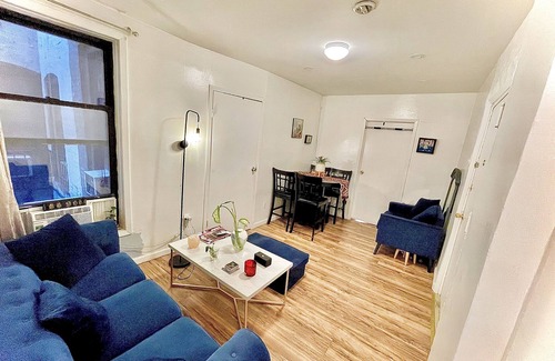Hunters Point Apartamento | NICE APARTAMENT - 1 STOP FROM MANHATTAN