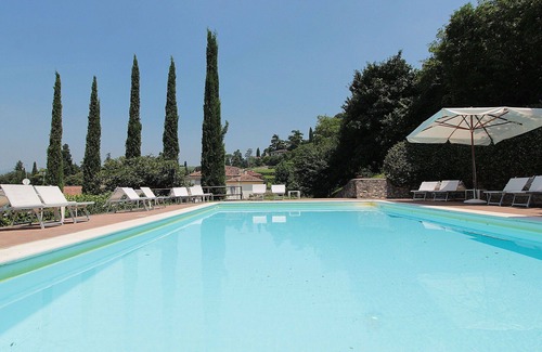 Colognola ai Colli Apartamento | Acogedor apartamento para 8 personas con A/C, WIFI, piscina, TV y aparcamiento, cerca de Verona