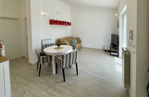 Marina di San Vito Casa | Bonito apartamento en la costa de Trabocchi