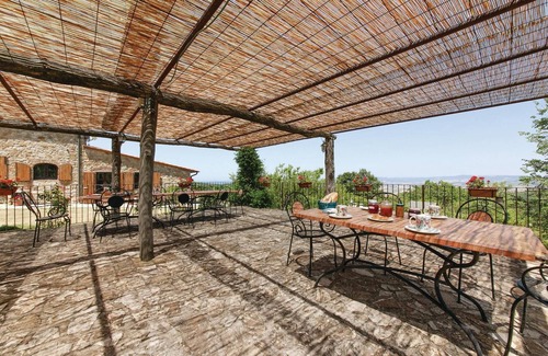 Montecatini Val di Cecina Apartamento | Bonito apartamento en Montecatini VC.