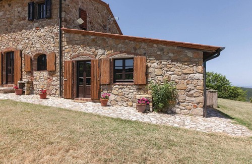 Montecatini Val di Cecina Apartamento | Bonito apartamento en Montecatini VC.