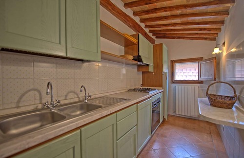 Monteroni d'Arbia Apartamento | Hermoso apartamento con piscina, WIFI, vista panorámica y aparcamiento, cerca de Siena