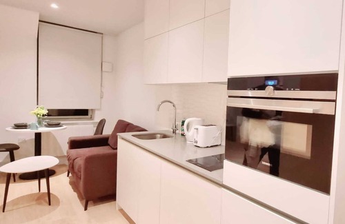 Loxford Casa | NICE APARTMENT CLOSE TO ILFORD STATION Free Wi-Fi & Netflix