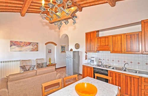 San Gimignano Apartamento | Bonito apartamento con A/C, piscina, WIFI, TV, terraza, vista panorámica y aparcamiento