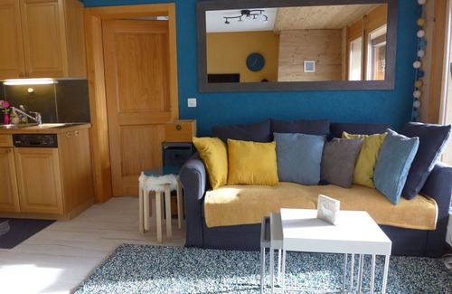 Montana Apartamento | Hermoso apartamento para 2 personas con WIFI, TV, terraza, mascotas permitida y aparcamiento