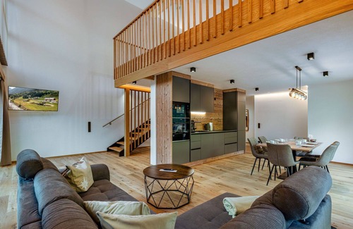 Solk Apartamento | Precioso apartamento para 4 personas con jacuzzi, WIFI, TV y patio