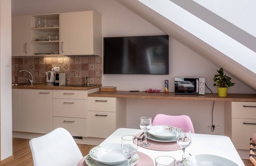 Jachymov Apartamento | Bonito apartamento para 4 personas con WIFI, TV y aparcamiento