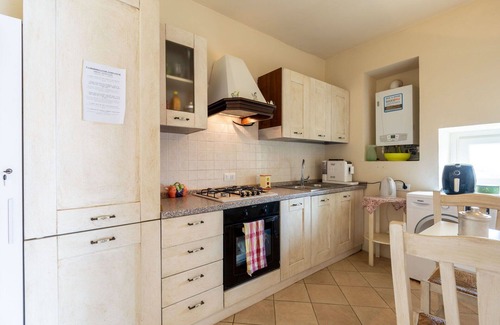 Fubine Apartamento | Bonito apartamento para 4 personas con WIFI, piscina, TV, terraza, mascotas permitida y aparcamiento