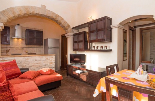 Costa Rei Apartamento | Precioso apartamento para 4 personas con A/C, TV, terraza, mascotas permitida y aparcamiento