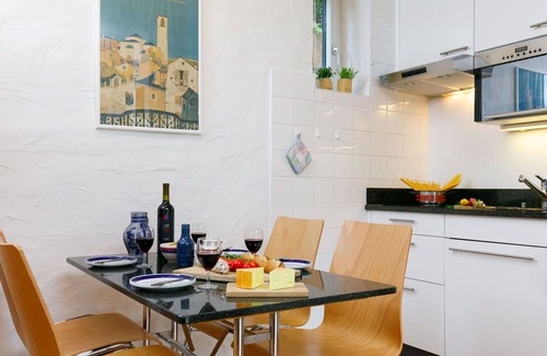 Capriasca Apartamento | Apartamento con WIFI, piscina, TV, patio, mascotas permitida, vista panorámica, aparcamiento