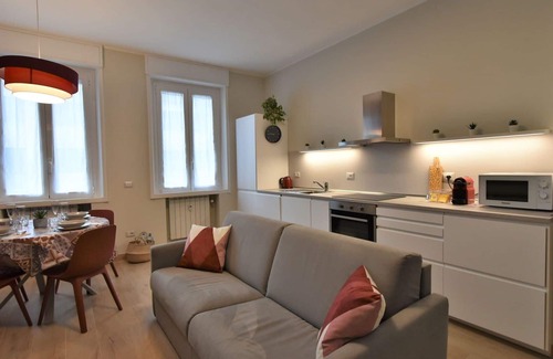 Centro Direzionale Apartamento | Precioso apartamento para 4 personas con WIFI, A/C, TV y aparcamiento