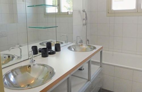 Samedan Apartamento | Nice apartment for 4 people with WIFI, TV, balcony, pets allowed and parking