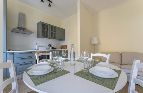 Sori Apartamento | Bonito apartamento para 6 personas con A/C, WIFI, TV y terraza, cerca de Portofino