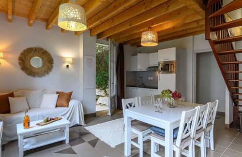 Baden Apartamento | Bonito apartamento para 6 personas con WIFI, piscina, TV, terraza y aparcamiento