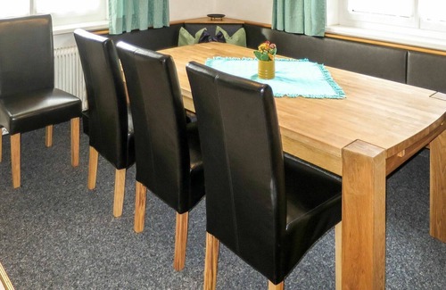 Sankt Anton am Arlberg Apartamento | Acogedor apartamento para 8 personas con WIFI, TV, balcón y aparcamiento