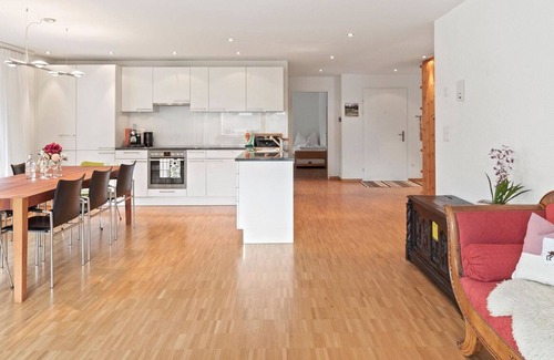 Churwalden Apartamento | Hermoso apartamento para 7 personas con WIFI, TV, balcón y aparcamiento