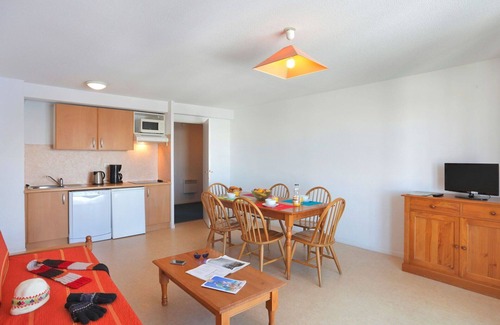 Germ Apartamento | Bonito apartamento con piscina, bañera de hidromasaje, WIFI, TV, balcón y mascotas permitida