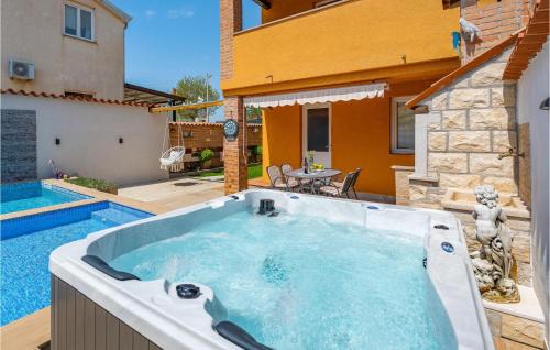 Porec Apartamento | Nice Apartment In Baderna