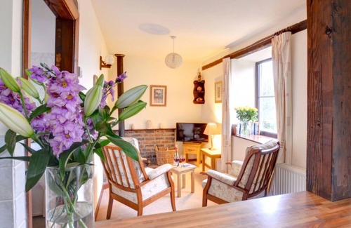 Llanerchymedd Casa | Precioso apartamento en villa para 2 personas con WIFI, TV, mascotas permitida y aparcamiento