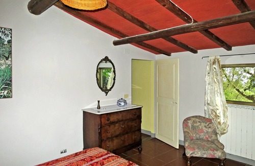 Castelfranco di Sopra Villa | Hermoso apartamento en villa para 3 personas con WIFI, piscina, mascotas permitida y aparcamiento