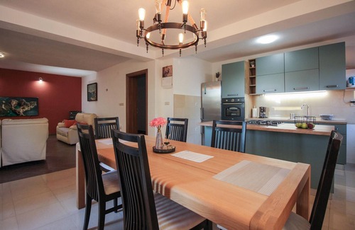 Novi Vinodolski Apartamento | Bonito apartamento en Jakov Polje con.