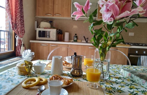 Molina Apartamento | Precioso Piso En Molino Stucky Con Spa