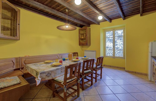 Nembro Apartamento | Alojamiento de 3 habitaciones en Nembro