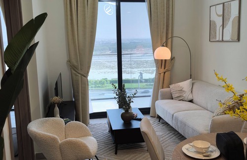 Dubai Apartamento | Nice apartment in phenomenal Dubai with fitness room, AC