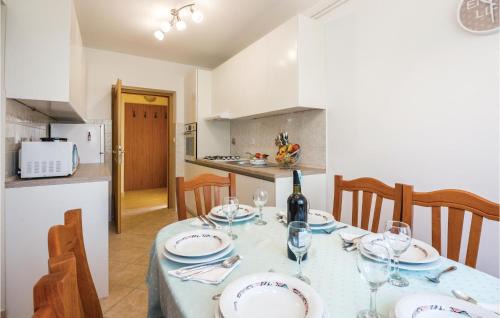 Opatija Apartamento | Nice Apartment In Veprinac With Wifi