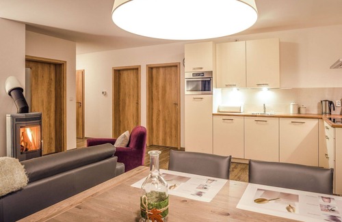 Lipno nad Vltavou Casa | Acogedor apartamento en villa con WIFI, TV, terraza, mascotas permitida y aparcamiento