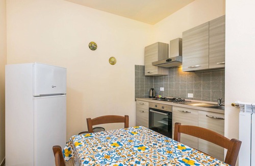 Sorano Casa | Apartamento en villa con jacuzzi, piscina, WIFI, A/C, TV, terraza, mascotas permitida, aparcamiento