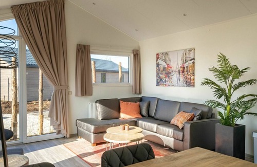 Linden Casa | Bonito apartamento en villa para 4 personas con WIFI, TV, terraza y aparcamiento