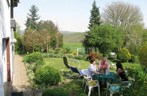Dorsel Apartamento | Bonito apartamento con una vista maravillosa, centr. Ubicación: Nürburgring, Valle de Ahr, Vulkaneifel