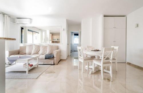 Marbella Apartamento | Nice apt next to Hard Rock Hotel
