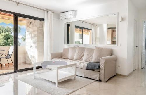 Marbella Apartamento | Nice apt next to Hard Rock Hotel