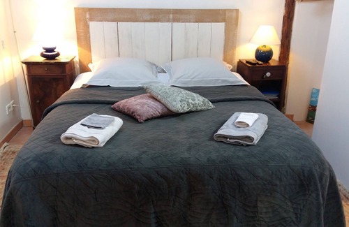Pessac Casa | precioso establecimiento situado para visitar Burdeos y su región