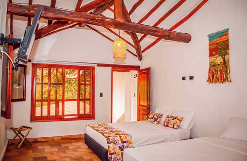 Curiti Cama Y Desayuno | Nice bed & breakfast with wifi in San Gil