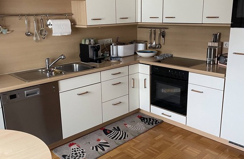 Bad Oeynhausen Apartamento | Bonito apartamento grande con jardín y terraza.