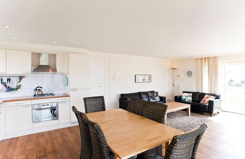 Breskens Chalet De Esquí | Bonito chalet con microondas combinado, playa a 600 m.