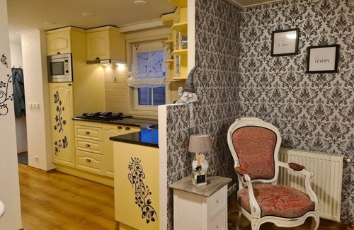 Lathum Chalet De Esquí | Nice Chalet With Dishwasher in a Holiday Park