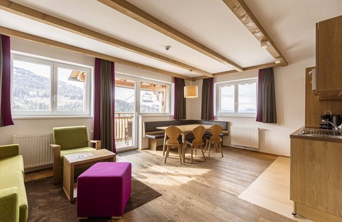 Sonnenalpe Nassfeld Apartamento | Bonito chalet con sauna privada.